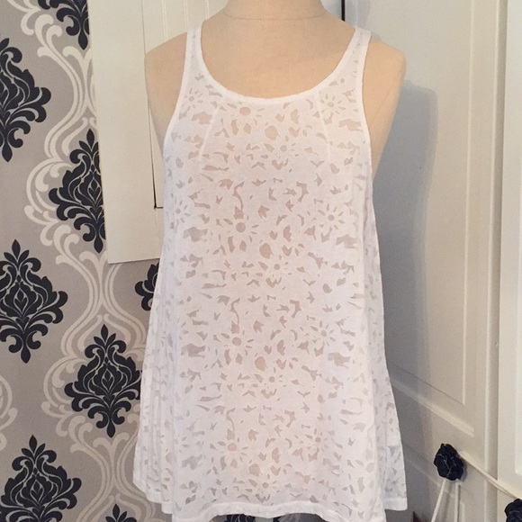 H&M White Floral Tank - Picture 1 of 4